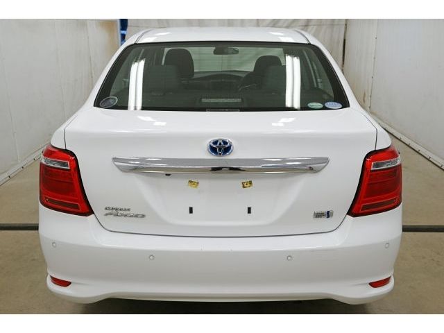 COROLLA AXIO HYBRID