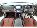 CROWN sedan hybrid