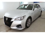 CROWN sedan hybrid