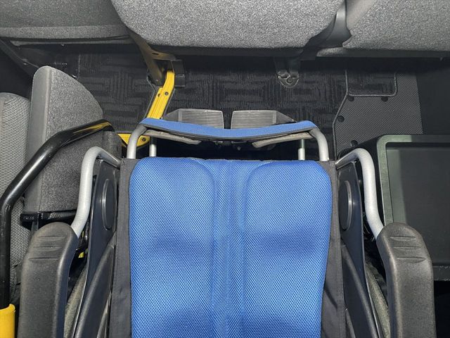 HIACE van 2WD