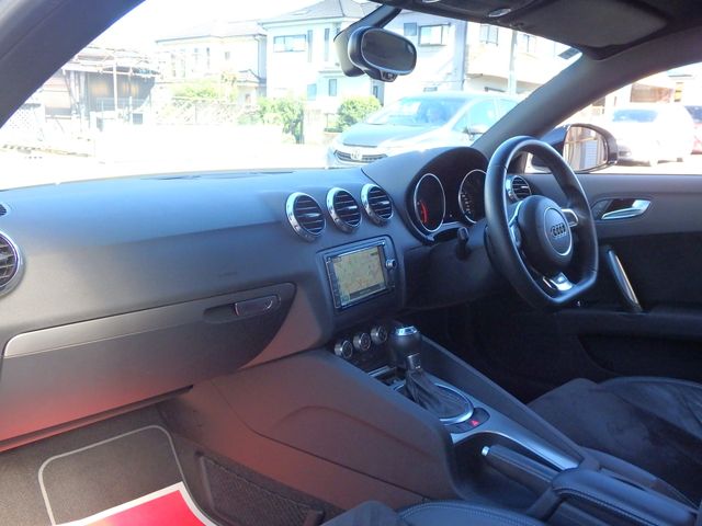 AUDI TT coupe