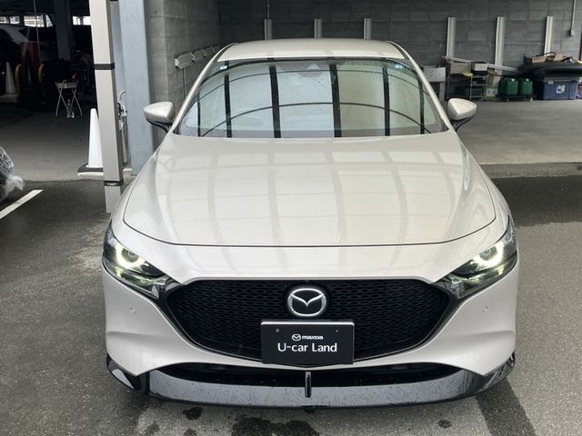 MAZDA3 FASTBACK