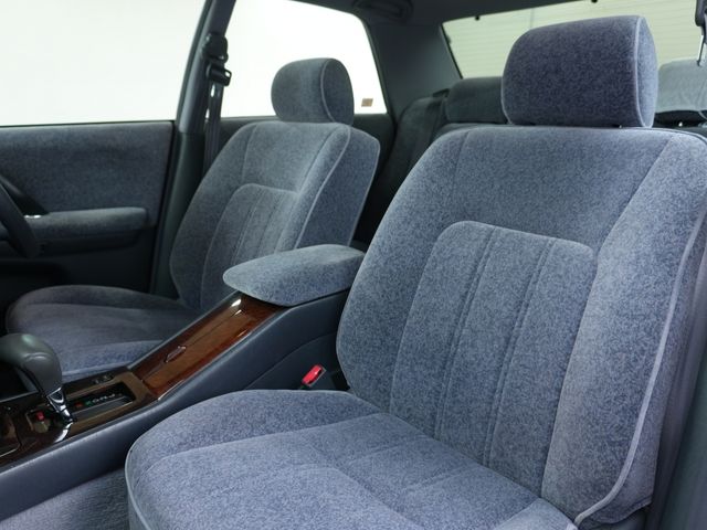 CROWN sedan