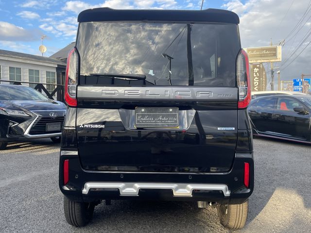 DELICA MINI