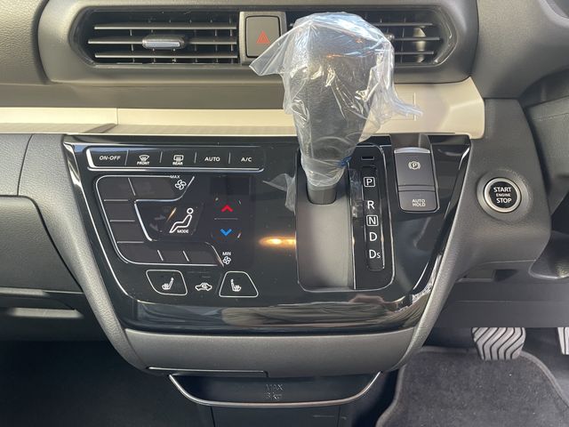 DELICA MINI