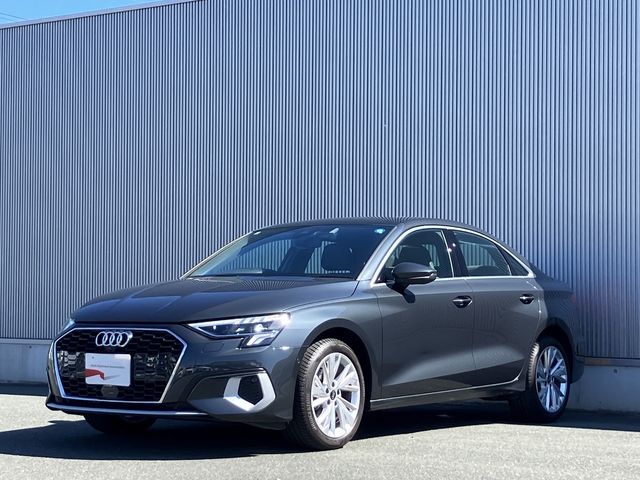 AUDI A3 Sedan