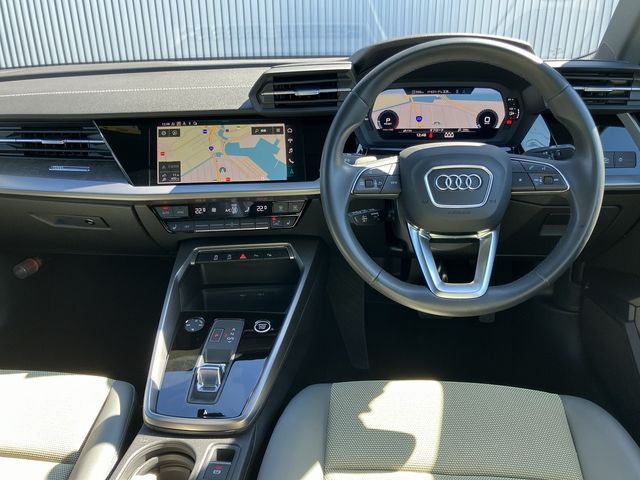 AUDI A3 Sedan