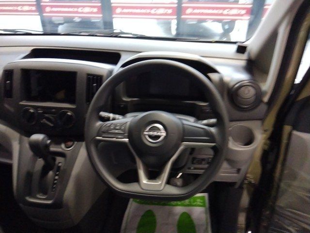 NV200 VANETTE van 4WD