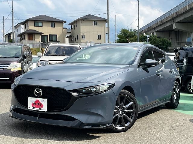 MAZDA3 FASTBACK