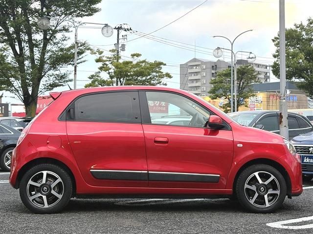 RENAULT TWINGO