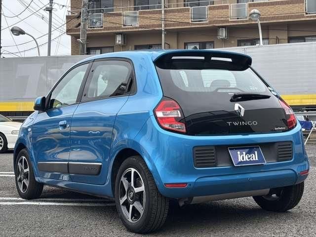 RENAULT TWINGO