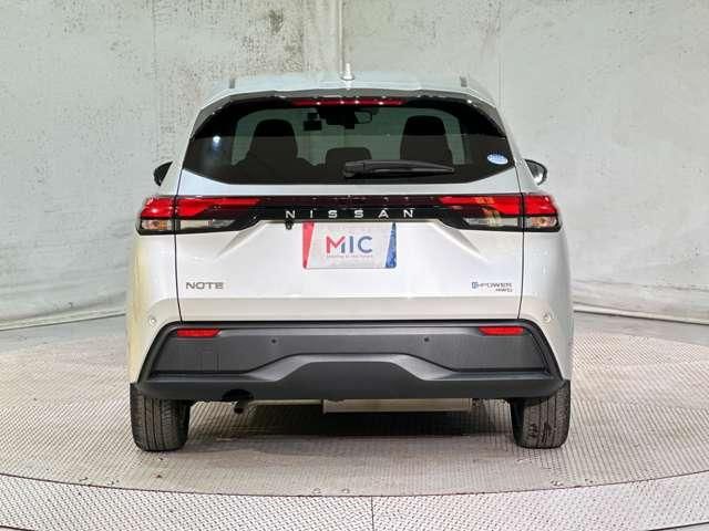 NOTE 4WD