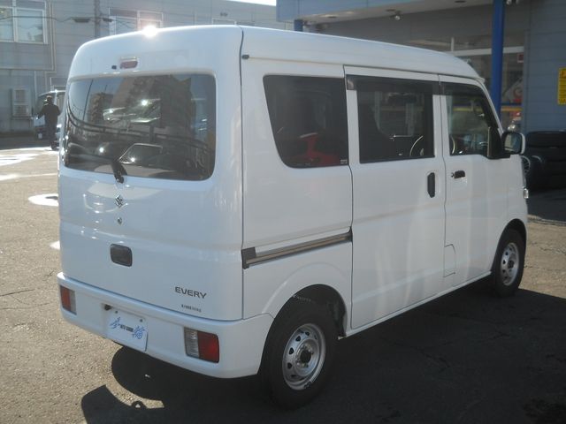 EVERY van 4WD