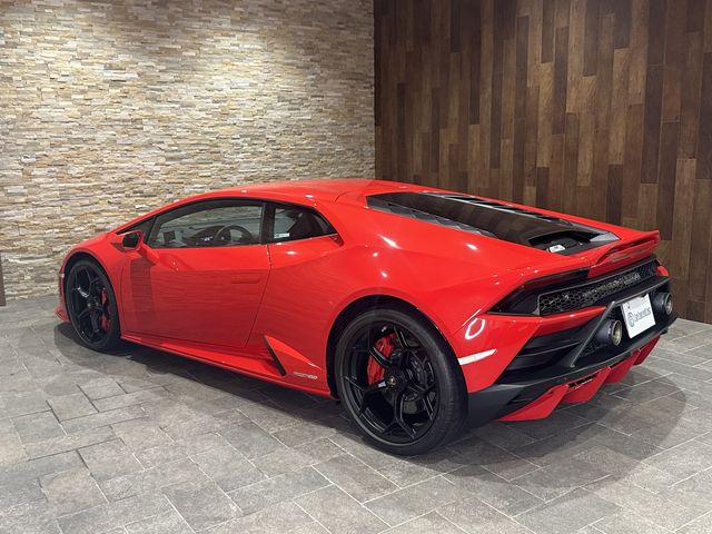 LAMBORGHINI HURACAN