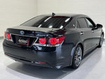 CROWN sedan hybrid
