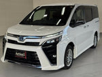 VOXY HYBRID