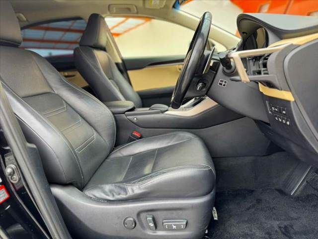 LEXUS NX300h