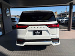 LEXUS LX600