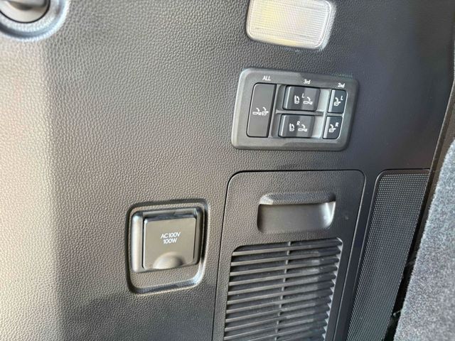LEXUS LX600