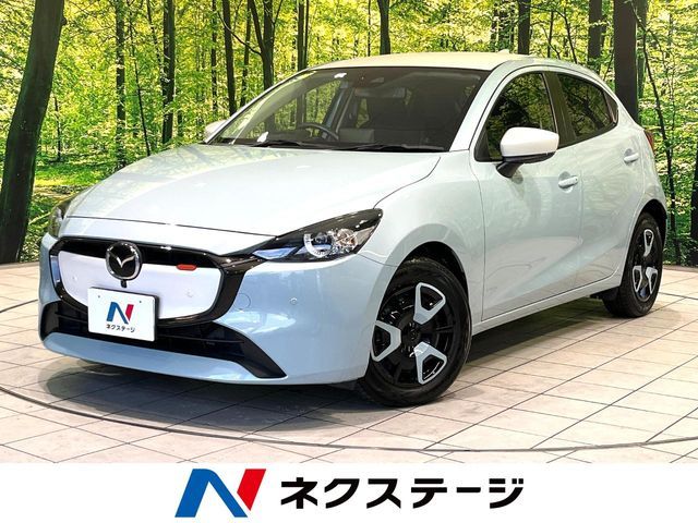 MAZDA2