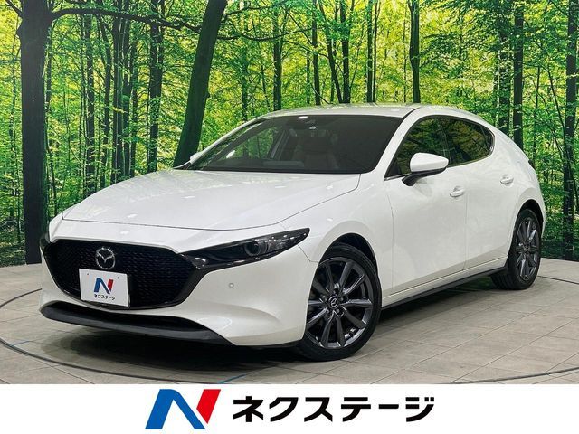 MAZDA3 FASTBACK