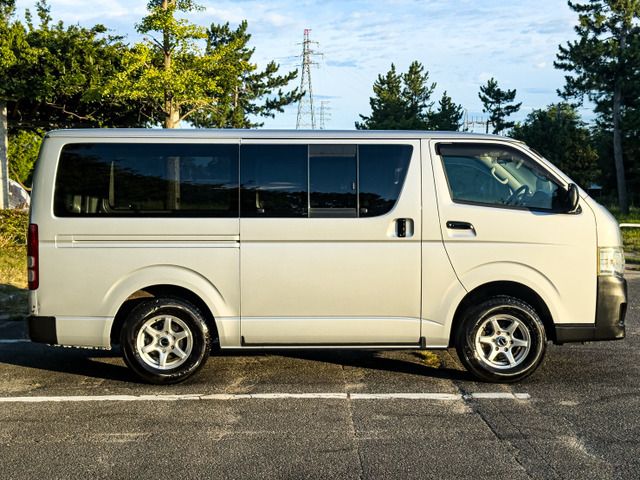 HIACE van 4WD