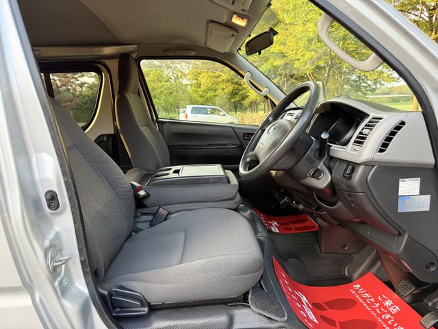 HIACE van 4WD