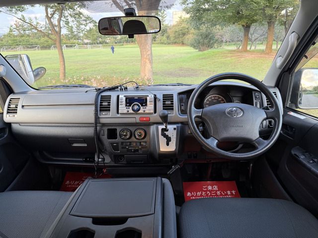 HIACE van 4WD
