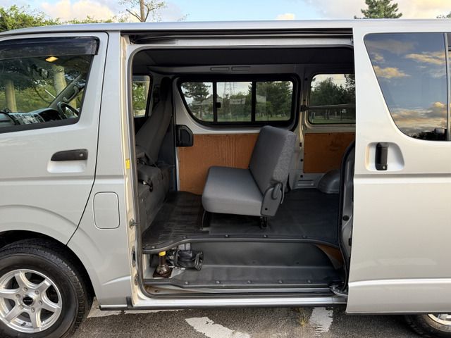 HIACE van 4WD