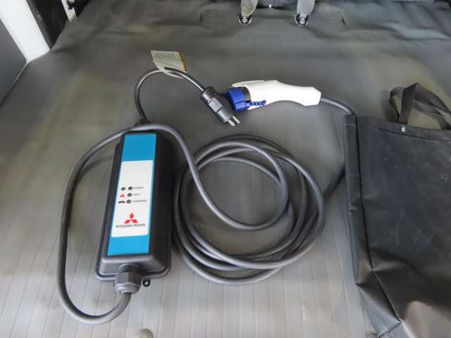 MINICAB-MiEV