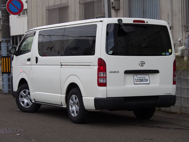 HIACE van 4WD