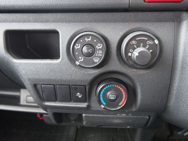 HIACE van 4WD