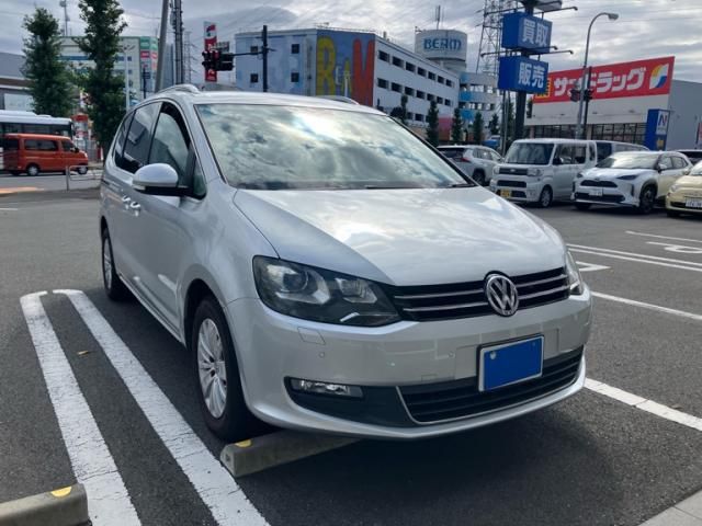 VOLKSWAGEN SHARAN