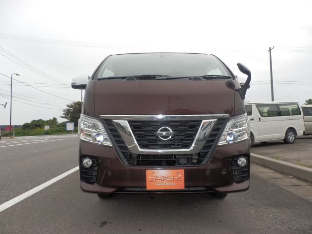 NV350 CARAVAN 4WD