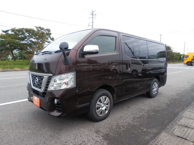 NV350 CARAVAN 4WD