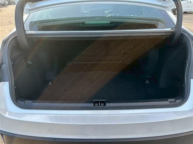 LEXUS IS300h