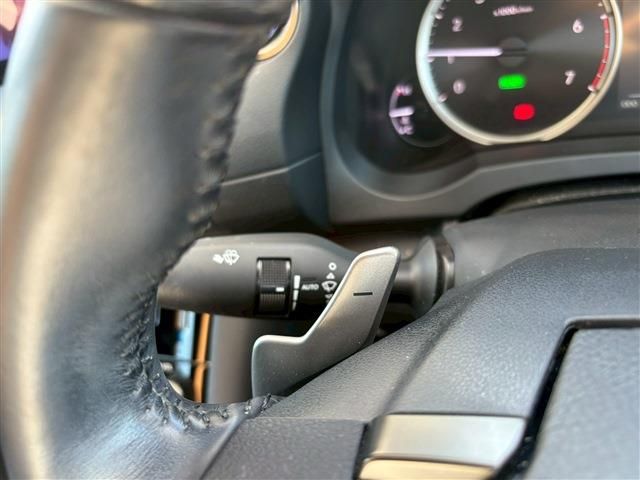 LEXUS IS300h
