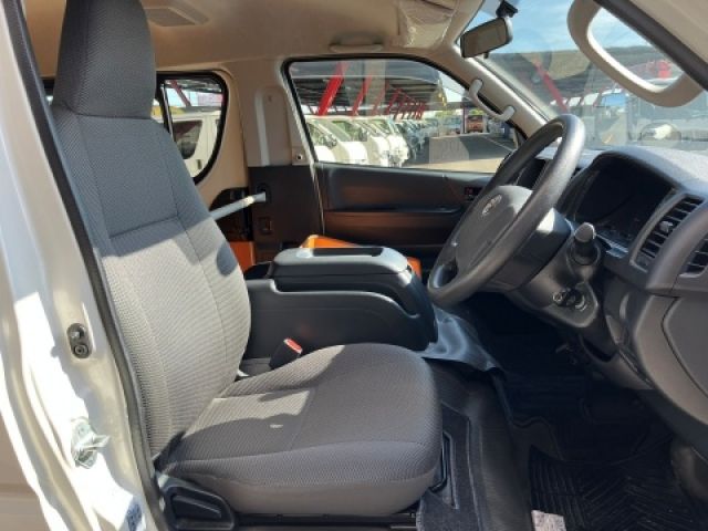 HIACE wagon