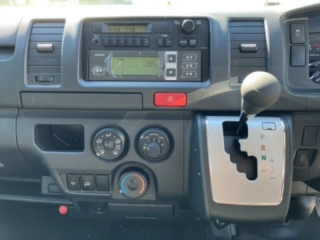 HIACE van 4WD