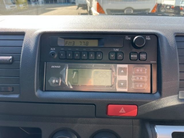 HIACE van 4WD