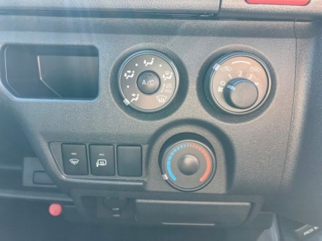 HIACE van 4WD