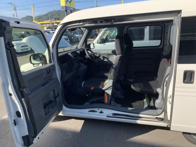 N-VAN