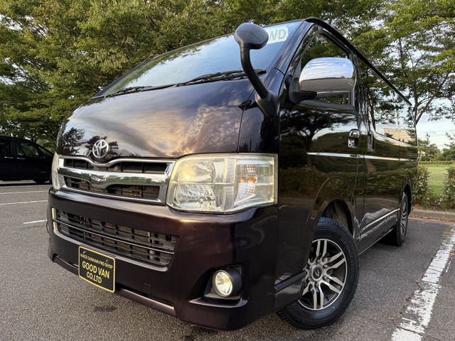 HIACE van 4WD