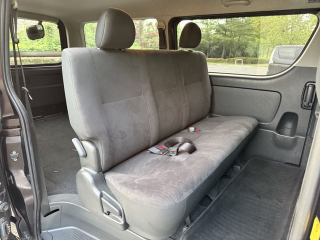HIACE van 4WD