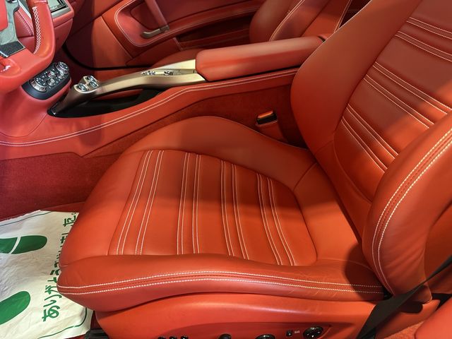 FERRARI California 30