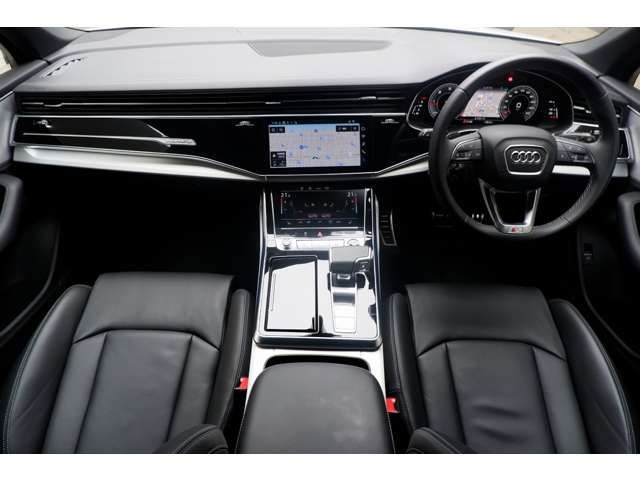 AUDI  Q7