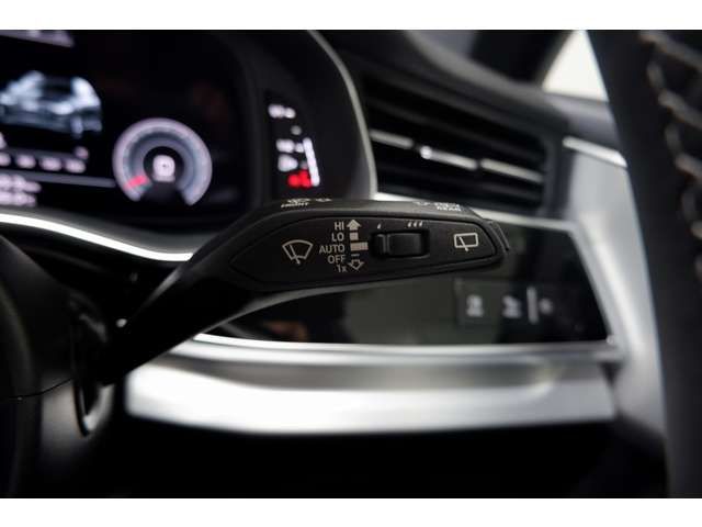 AUDI  Q7