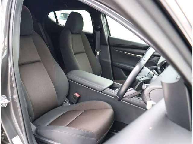 MAZDA3 FASTBACK