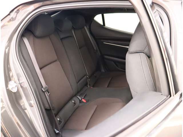 MAZDA3 FASTBACK