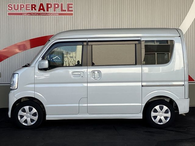 NV100 CLIPPER RIO 4WD